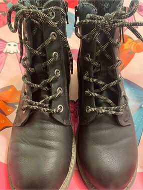 Jellypop 7.5 Black Lace-Up Ankle Combat Boots with Reflective-Dotted Laces